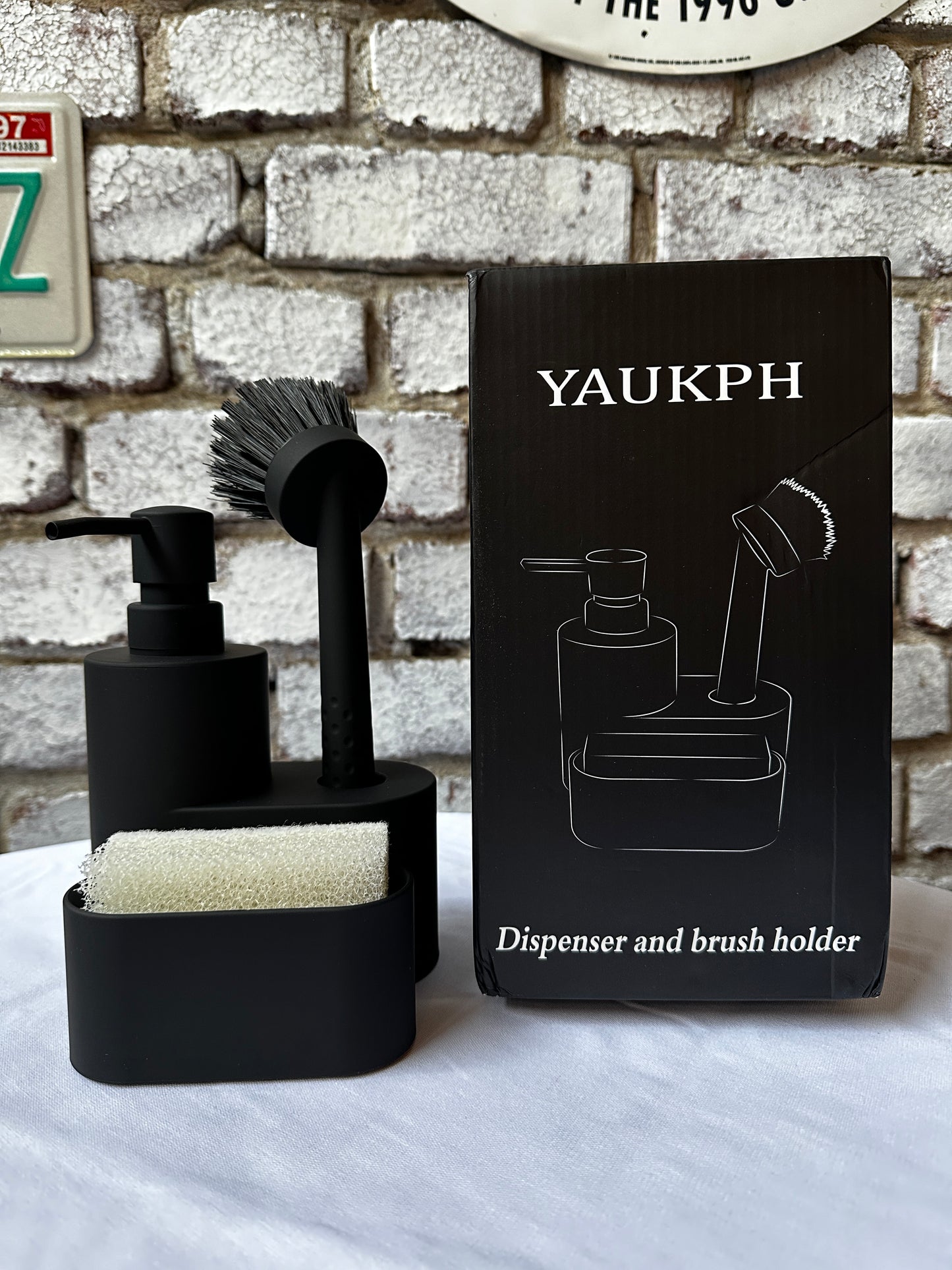 Seifenspender und Bürstenhalter Yaukph