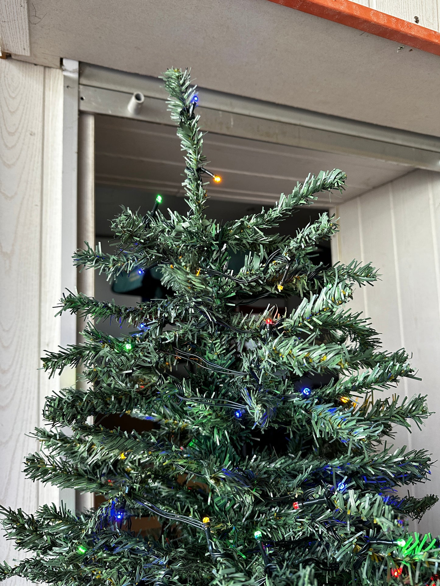 Künstlicher Tannenbaum