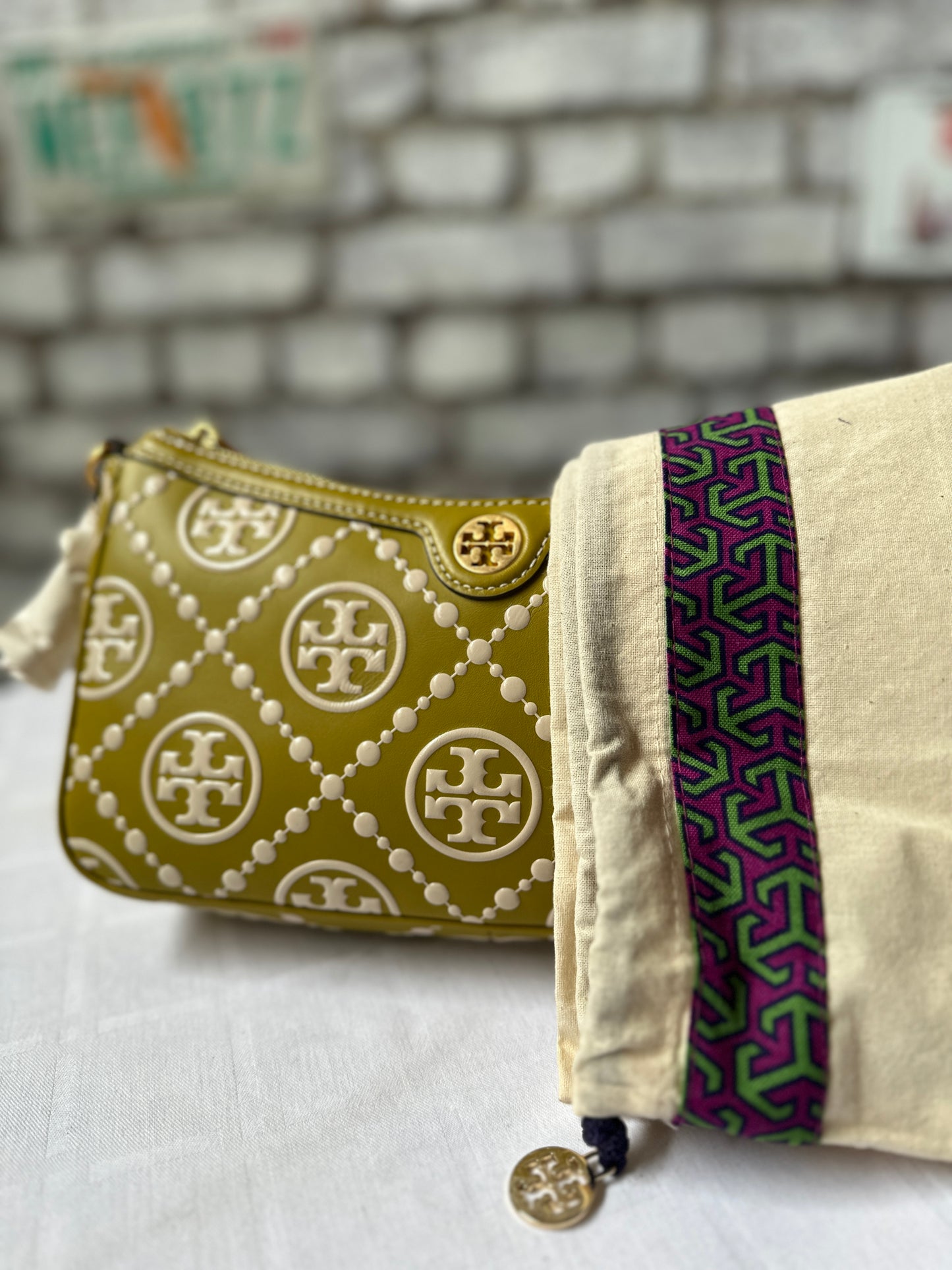 Tory Burch Island Palm Handtasche