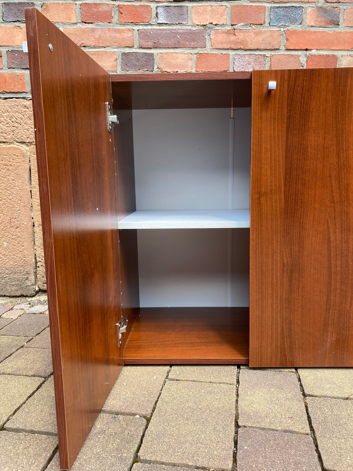 Schrank Lona VCM KernNussbaum