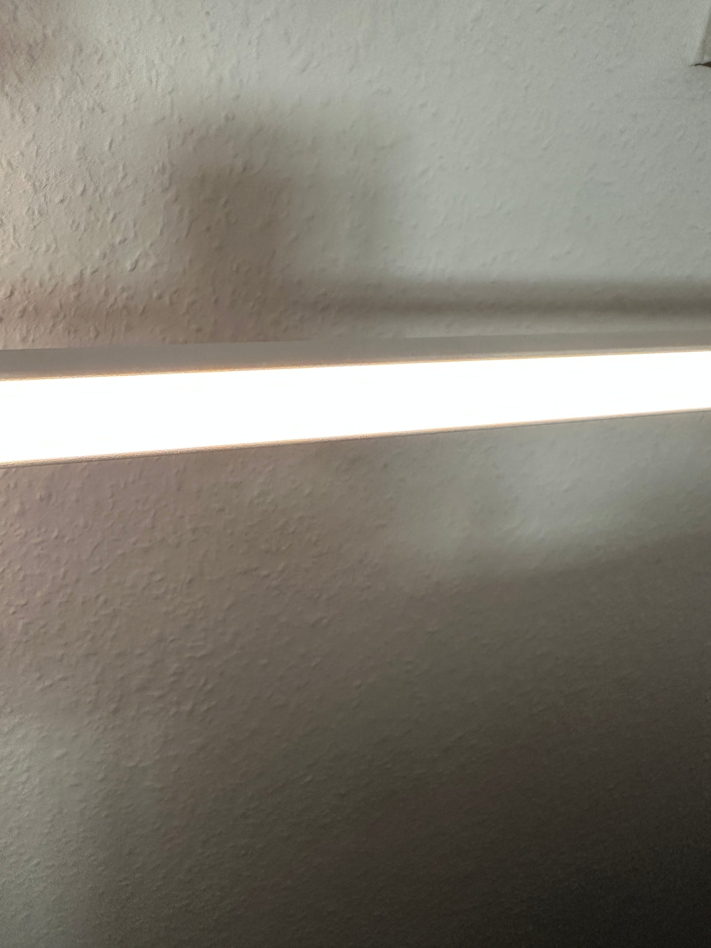 Aipsun Kabellose LED Akku Wandleuchte