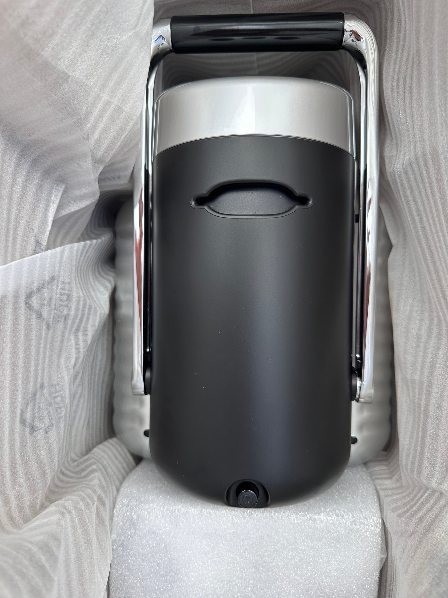 Nespresso Zenius Kaffeemaschine und Espressomaschine