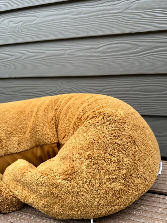Theraline Stillkissen Plüschmond mit Mikroperlen-Füllung 140cm