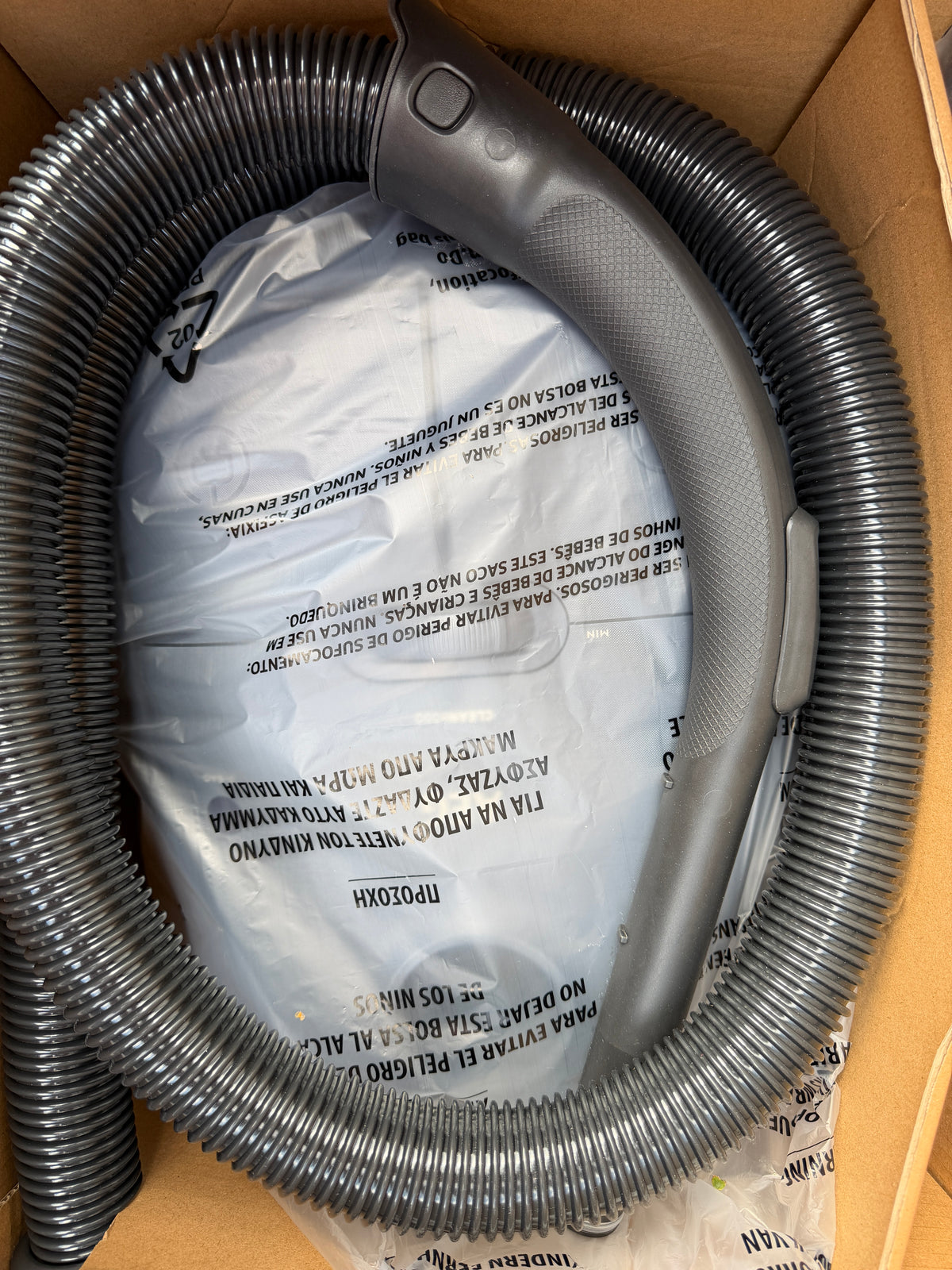 AEG Bodenstaubsauger CLEAN 6000