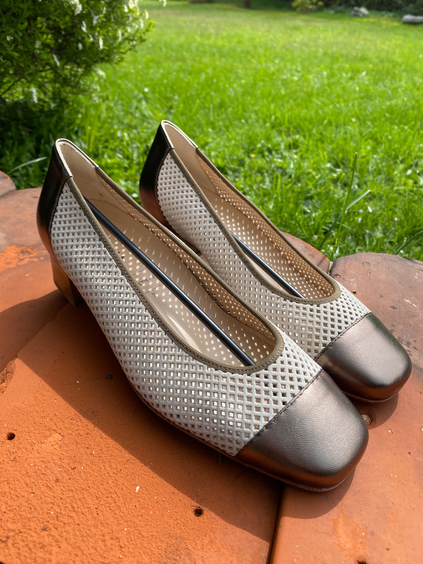 Pumps J. Metayer
